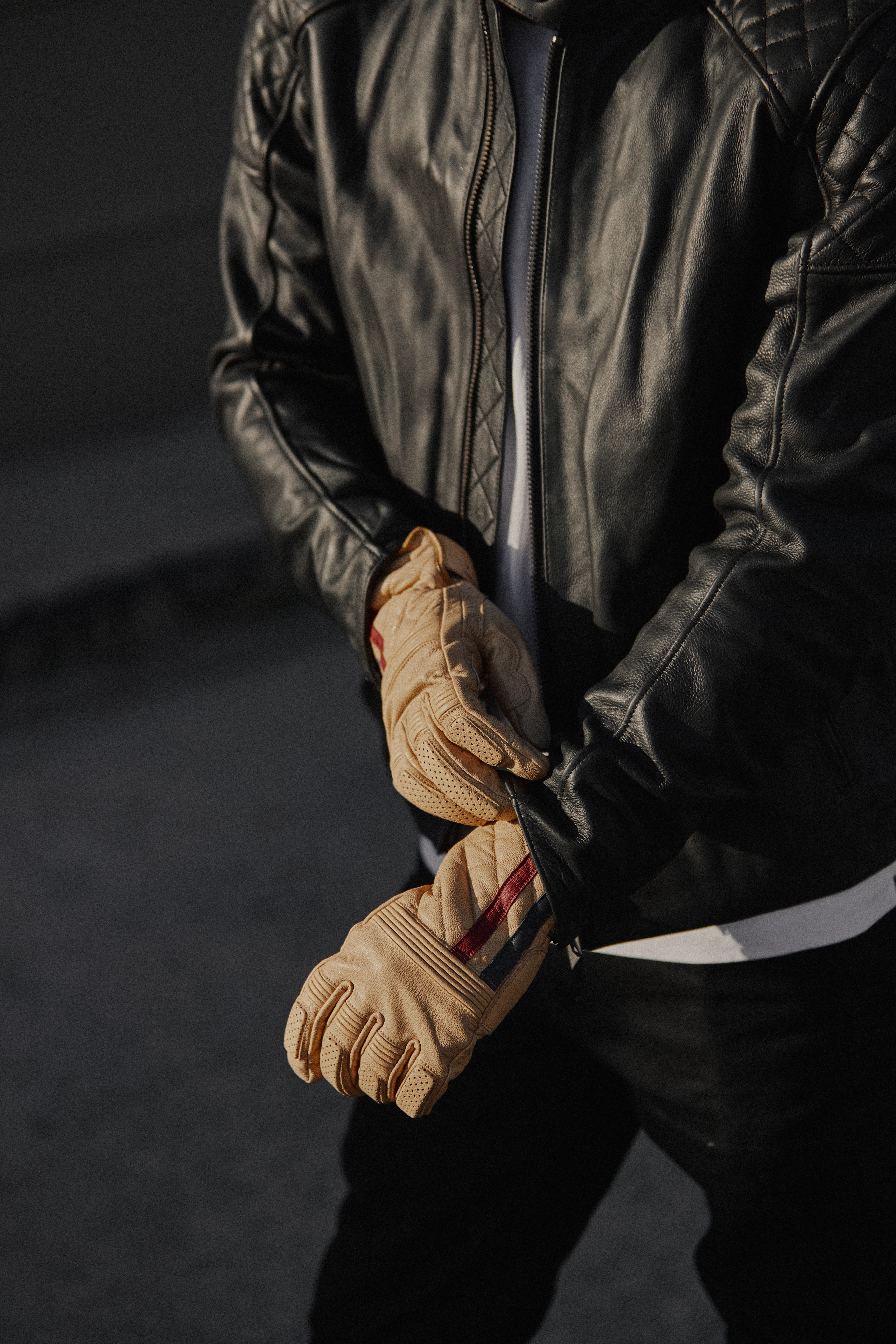 ★新春福袋2024★ Gloves Leather Sulby in Motorcycle | Stripe Bone with Red 小物